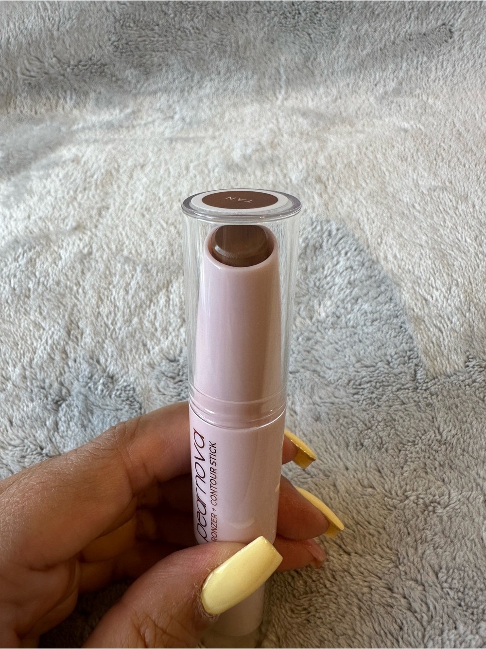 KVd Lock-It Finishing Powder & Pearnova Bronzer + Contour Stick - Black & Pink - Picture 10 of 11